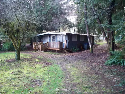 240 E Shore Dr, Grapeview, WA 98546 photo 1
