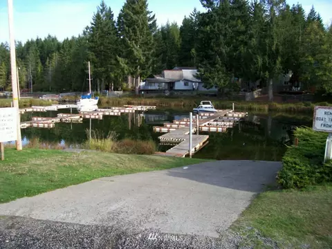 240 E Shore Dr, Grapeview, WA 98546 photo 5