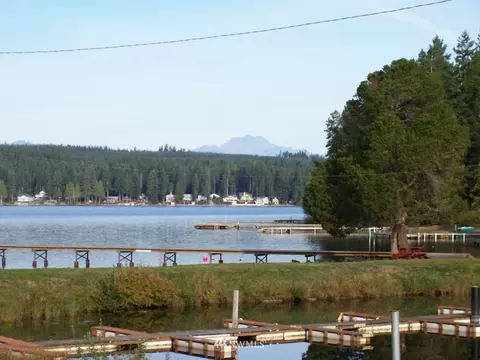 240 E Shore Dr, Grapeview, WA 98546 photo 4