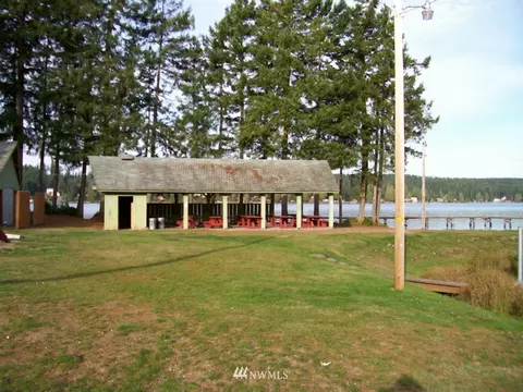 240 E Shore Dr, Grapeview, WA 98546 photo 7