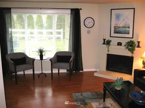 12404 E Gibson Rd #H105, Everett, WA 98204 photo 5