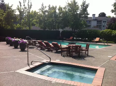 12404 E Gibson Rd #H105, Everett, WA 98204 photo 24
