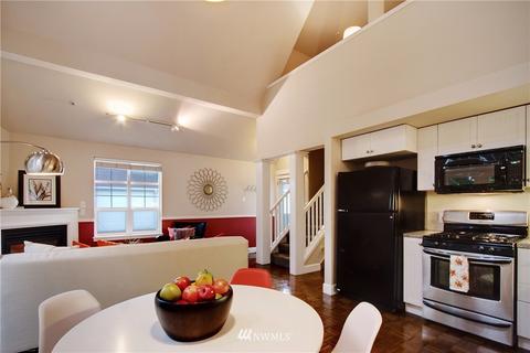 414 Malden Ave E #E, Seattle, WA 98112 photo 4