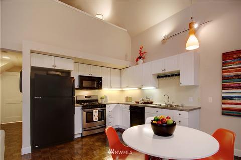 414 Malden Ave E #E, Seattle, WA 98112 photo 5