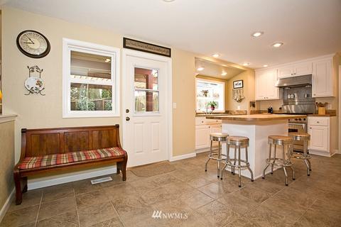 950 Viewmoor Pl, Edmonds, WA 98020 photo 6