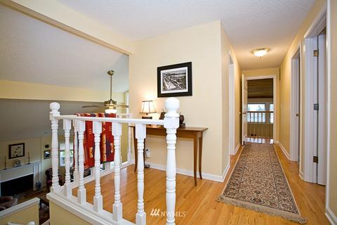 950 Viewmoor Pl, Edmonds, WA 98020 photo 9