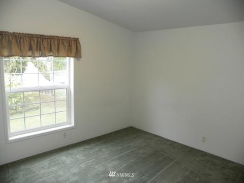924 Olson, Longview, WA 98632 photo 16