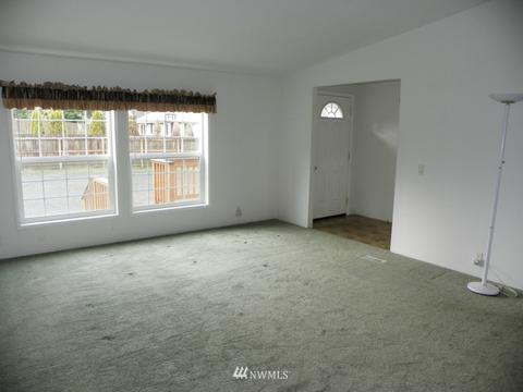 924 Olson, Longview, WA 98632 photo 7