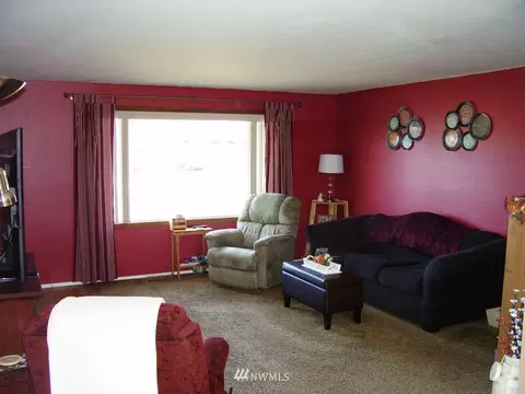 920 E Juniper, Othello, WA 99344 photo 5