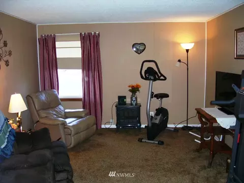 920 E Juniper, Othello, WA 99344 photo 6