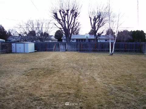 920 E Juniper, Othello, WA 99344 photo 4