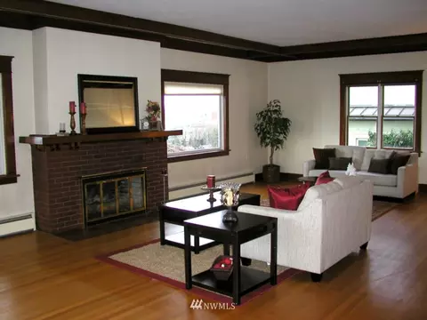 602 Laurel Dr, Everett, WA 98201 photo 3