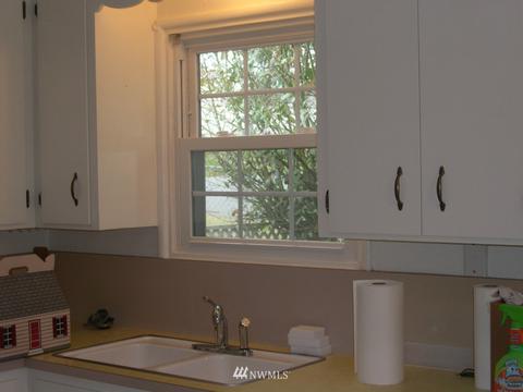 4538 E St, Tacoma, WA 98404 photo 4