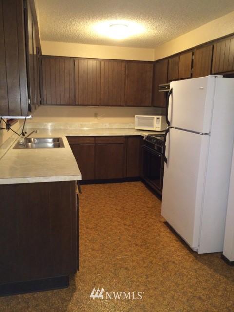 23807 SE 472nd St, Enumclaw, WA 98022 photo 4