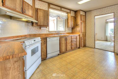 23631 Lake Dr E, Bothell, WA 98021 photo 11