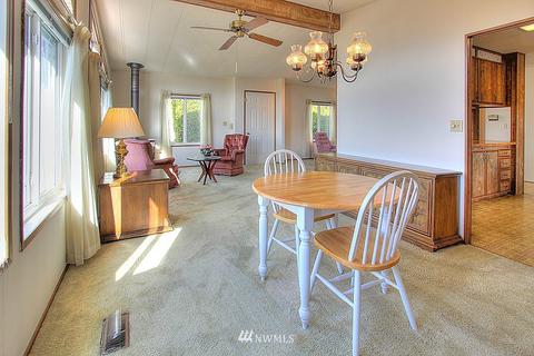 23631 Lake Dr E, Bothell, WA 98021 photo 7