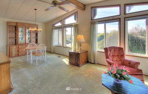 23631 Lake Dr E, Bothell, WA 98021 photo 5