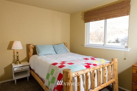 105 Eldorado Pl, Chelan, WA 98816 photo 10
