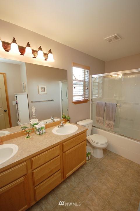 21107 1st Ave W, Bothell, WA 98021 photo 19