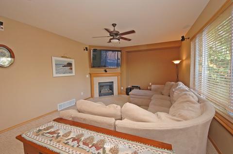 21107 1st Ave W, Bothell, WA 98021 photo 11