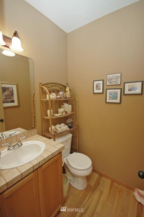 21107 1st Ave W, Bothell, WA 98021 photo 4