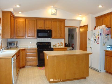 6805 227th St E, Spanaway, WA 98387 photo 7