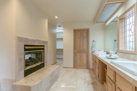 17210 105th Ave NE, Bothell, WA 98011 photo 14