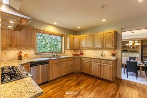 17210 105th Ave NE, Bothell, WA 98011 photo 8