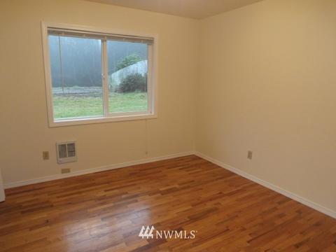 5611 Seahurst Ave, Everett, WA 98203 photo 9