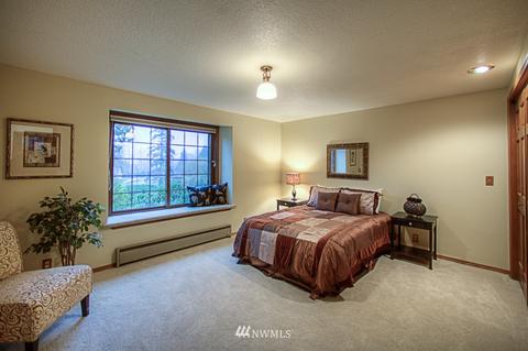 310 208th St SE, Bothell, WA 98012 photo 12