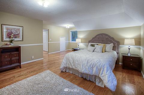 310 208th St SE, Bothell, WA 98012 photo 10