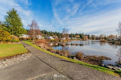 23623 Lake Dr W, Bothell, WA 98021 photo 3