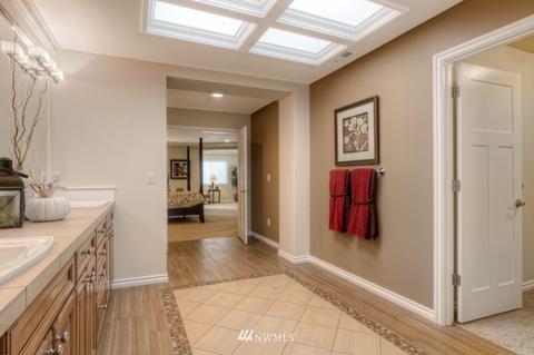 18201 41st Ave SE, Bothell, WA 98012 photo 14