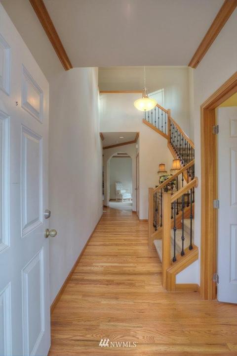 105 182nd Pl SW #B, Bothell, WA 98012 photo 2