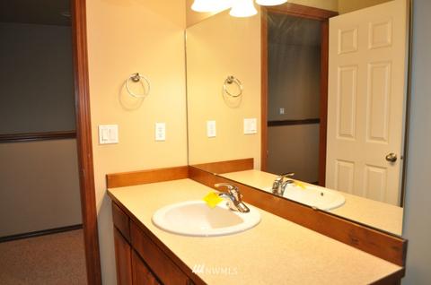 323 Starling St SW, Orting, WA 98360 photo 10