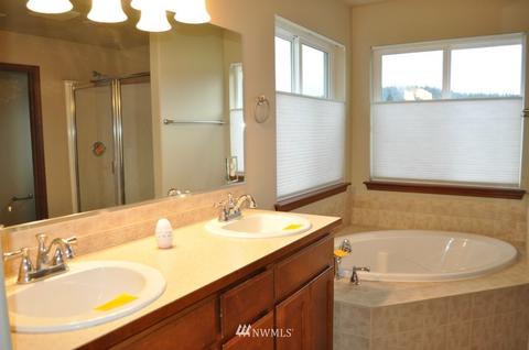 323 Starling St SW, Orting, WA 98360 photo 14