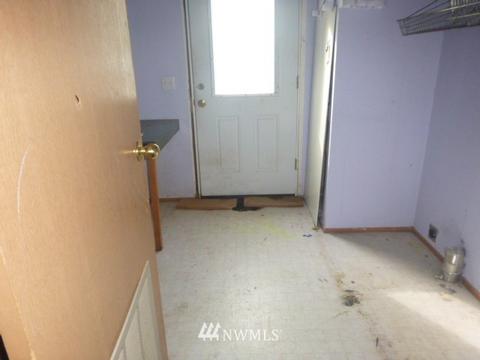 700 Middle Fork Rd, Onalaska, WA 98570 photo 12