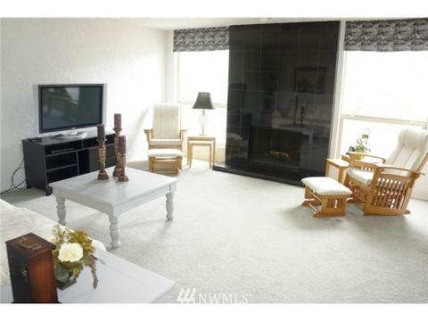 12600 4th Avenue Ct W #B-8, Everett, WA 98204 photo 2