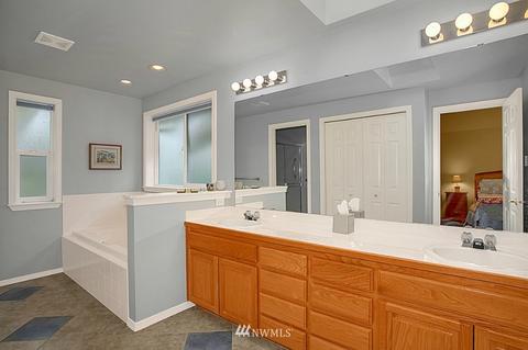 9726 NE 198th St, Bothell, WA 98011 photo 14