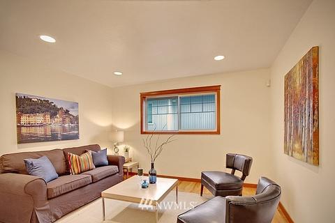2003 E Jansen Ct, Seattle, WA 98112 photo 4
