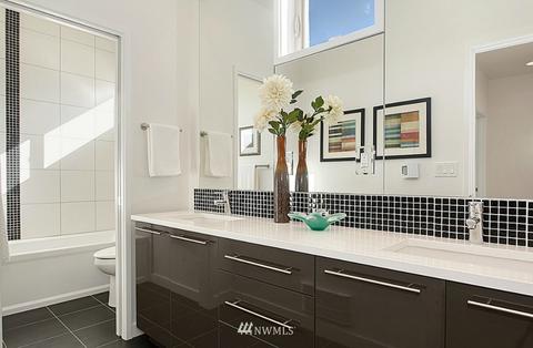 230 29th Ave E, Seattle, WA 98112 photo 20