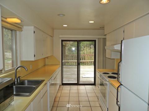 4715 Black Forest Ln, Everett, WA 98203 photo 5