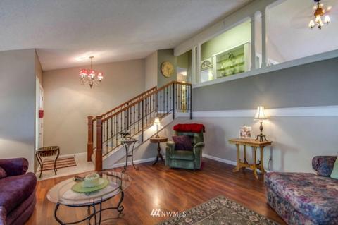 1225 Ormiston St, Wenatchee, WA 98801 photo 2