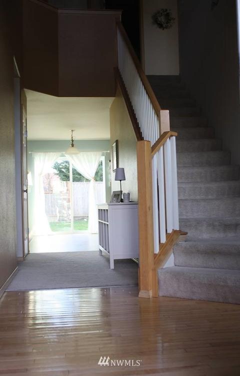 214 Kendall St NE, Orting, WA 98360 photo 4