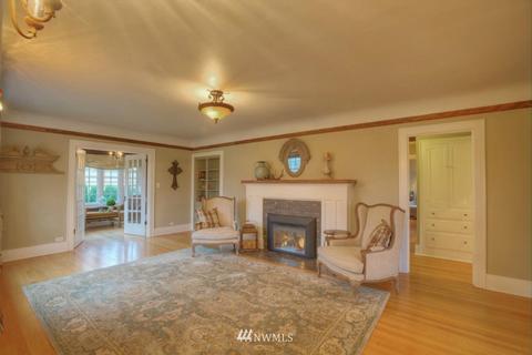 1505 Pioneer St, Enumclaw, WA 98022 photo 2