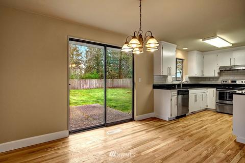 21615 2nd Ave SE, Bothell, WA 98021 photo 5
