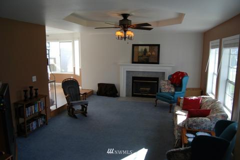 6207 199th St E, Spanaway, WA 98387 photo 2