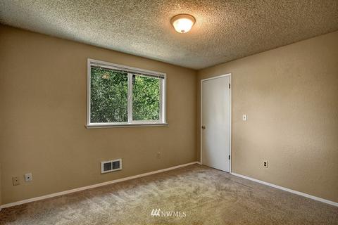 2130 100th St SE, Everett, WA 98208 photo 4