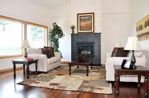 104 Hilltop Dr, Sequim, WA 98382 photo 1