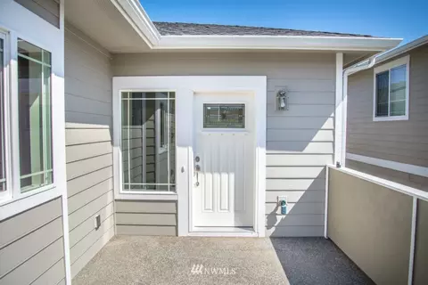 486 Sycamore St, Sequim, WA 98382 photo 2